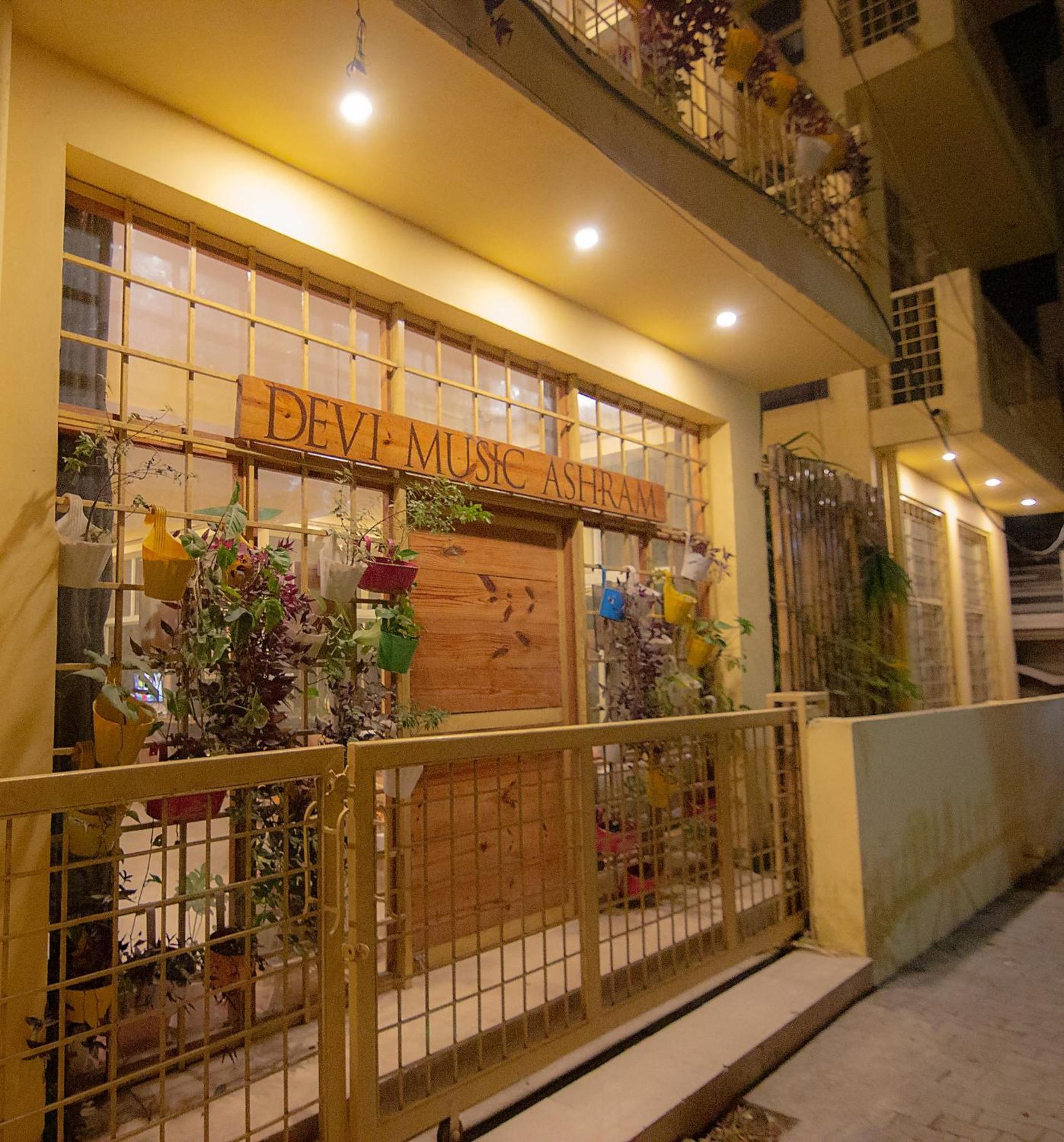Devi Music Ashram Bed and Breakfast Rishīkesh Buitenkant foto